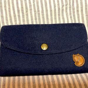 Fjallraven Navy Felt Wallet